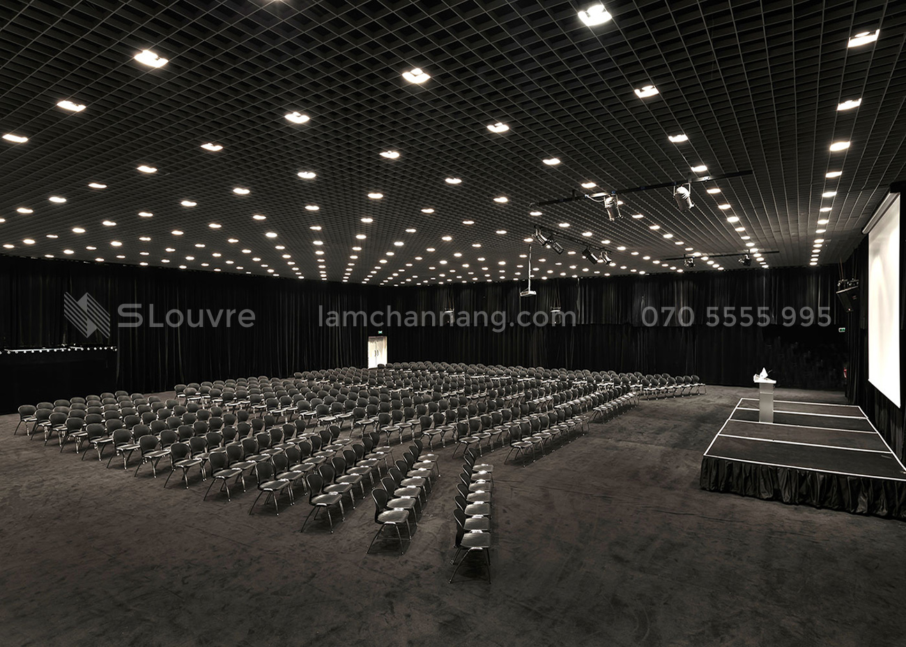 tran-nhom-hoi-truong-Convention-Center-Ceiling-10