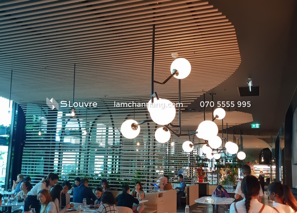 tran-nhom-nha-hang-restaurant-aluminium-ceiling-8