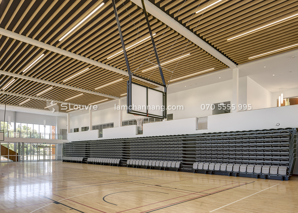 tran-nhom-nha-thi-dau-gymnasium-aluminium-ceiling-15