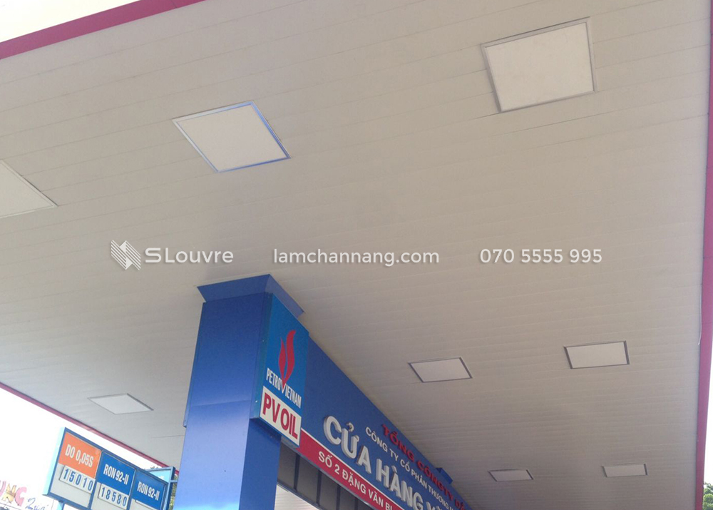 tran-nhom-cay-xang-fuel-oil-aluminium-ceiling-1