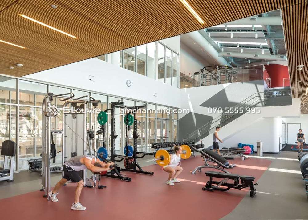 tran-nhom-phong-gym-fitness-aluminium-ceiling-2