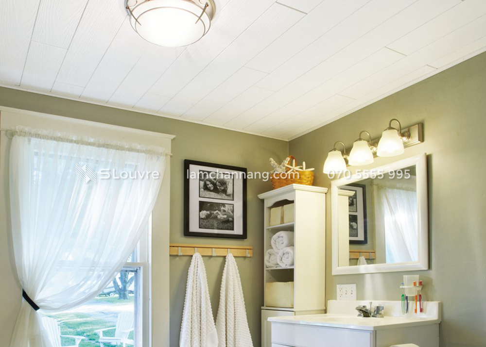 tran-nhom-phong-tam-bathroom-aluminium-ceiling-1.jpg
